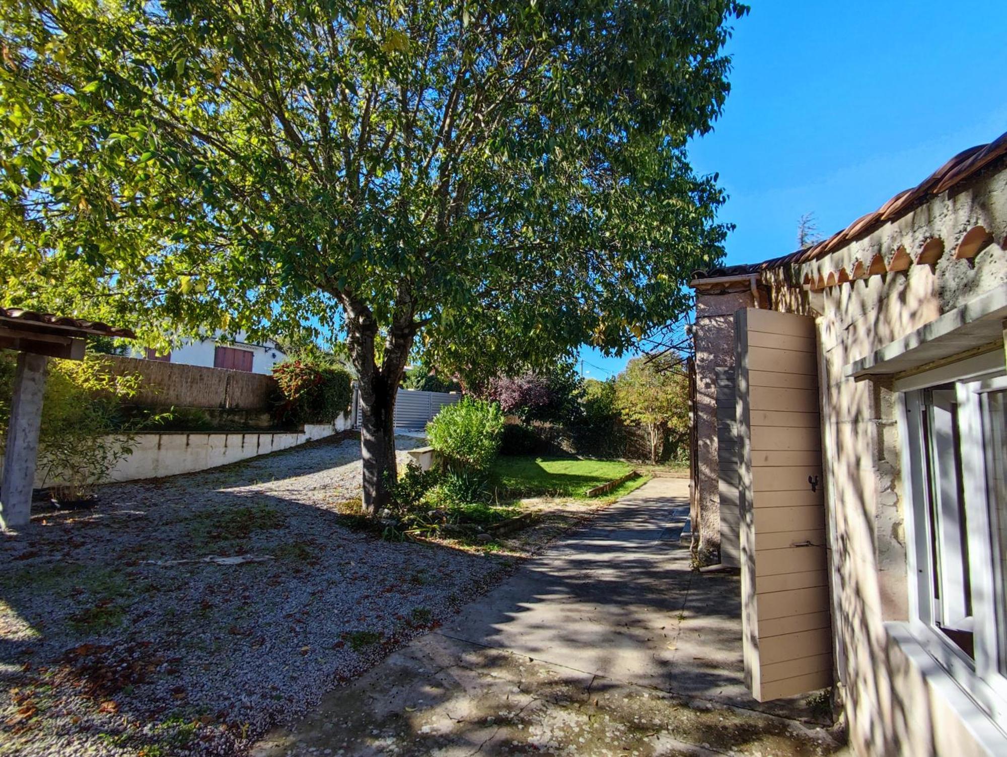 Chambre Au Coeur Du Luberon Céreste Exterior foto